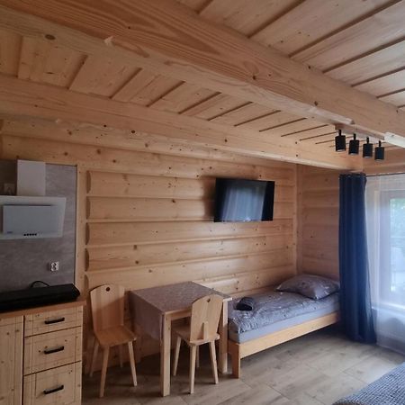 Dzianisz Pod Gruszaゲストハウス エクステリア 写真
